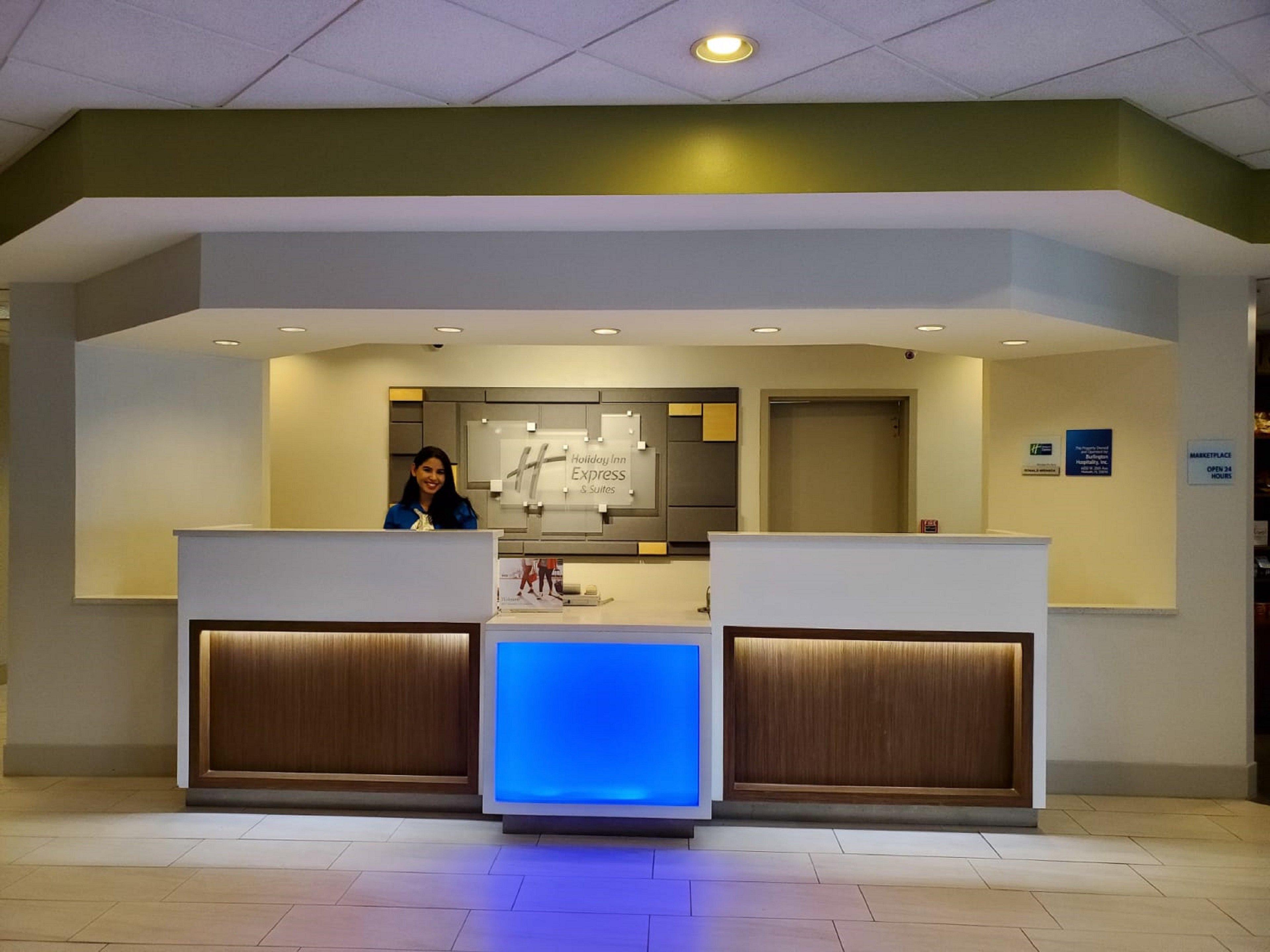 Holiday Inn Express Hotel & Suites Miami - Hialeah By Ihg Екстер'єр фото