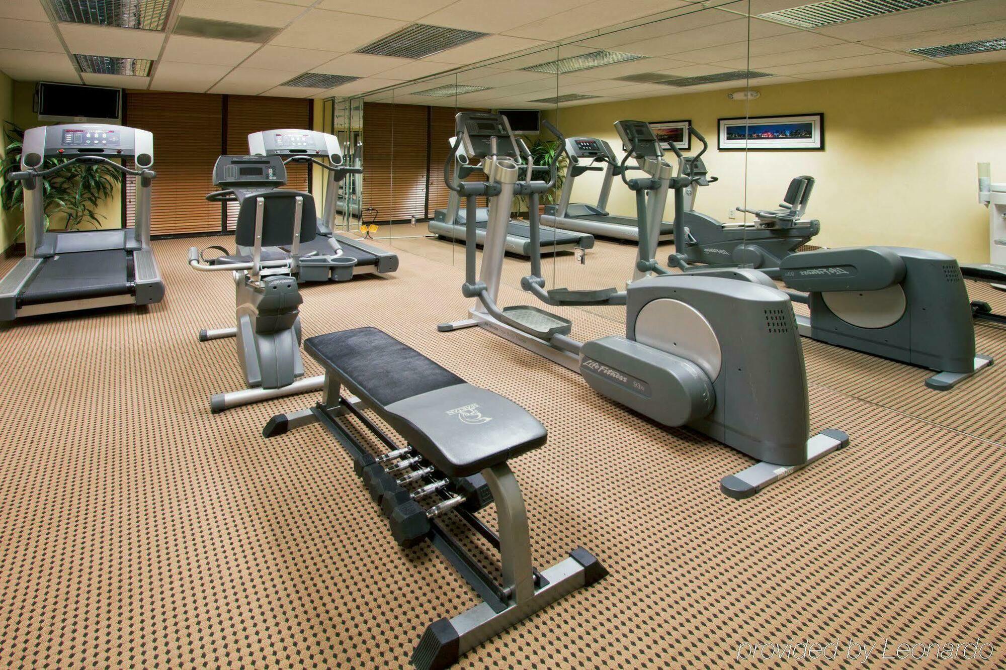 Holiday Inn Express Hotel & Suites Miami - Hialeah By Ihg Екстер'єр фото