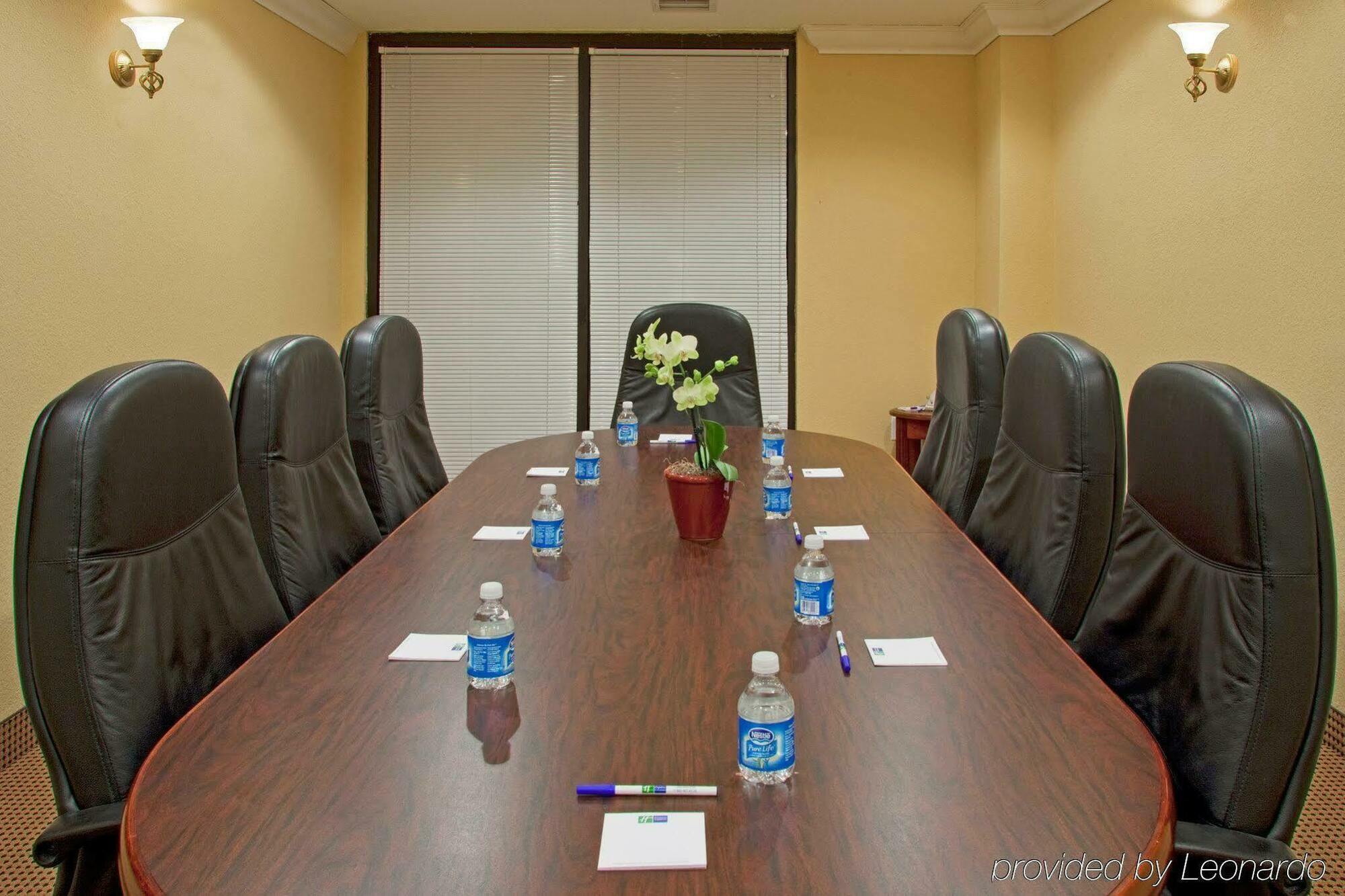 Holiday Inn Express Hotel & Suites Miami - Hialeah By Ihg Екстер'єр фото